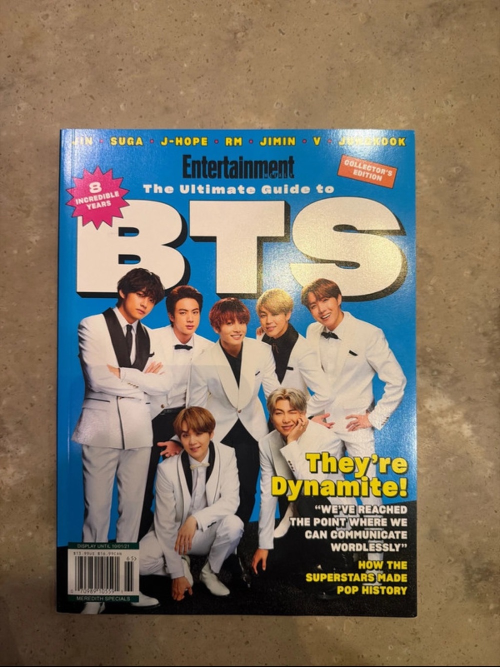 : The Ultimate Guide to BTS - Blue Collector's Edition